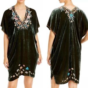 JOHNNY WAS Serefina Velvet Tunic Dress Green Silk-Blend
Embroidered Kaftan XS